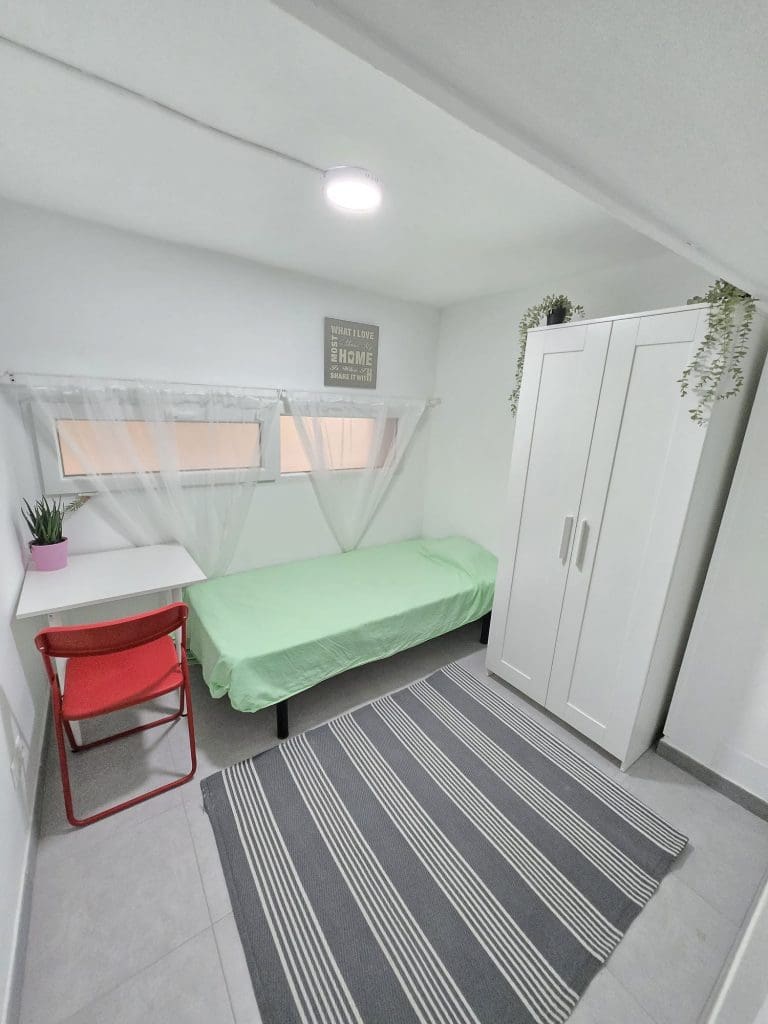 de9bd4e4-ae2a-4368-85d0-1edaac1d698d