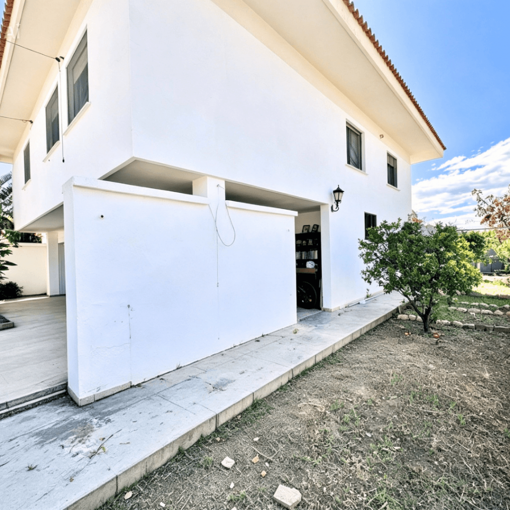 CHALET EN VENTA EN NÁQUERA 10