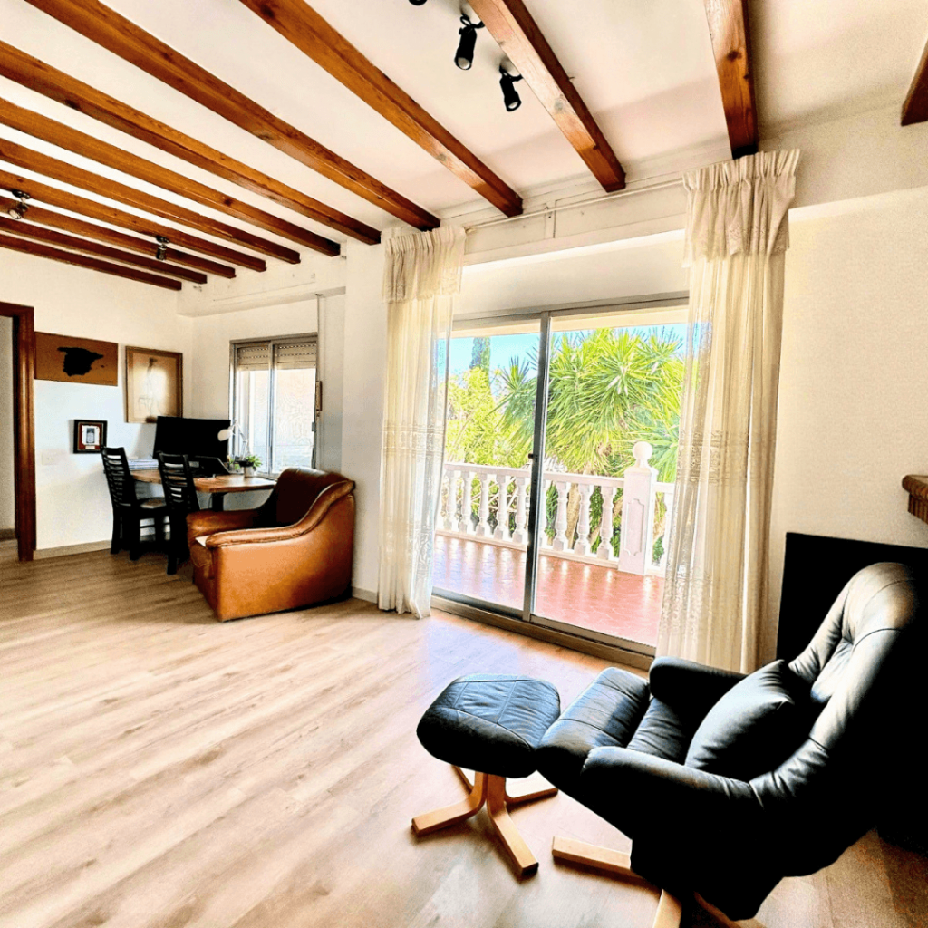 CHALET EN VENTA EN NÁQUERA 32