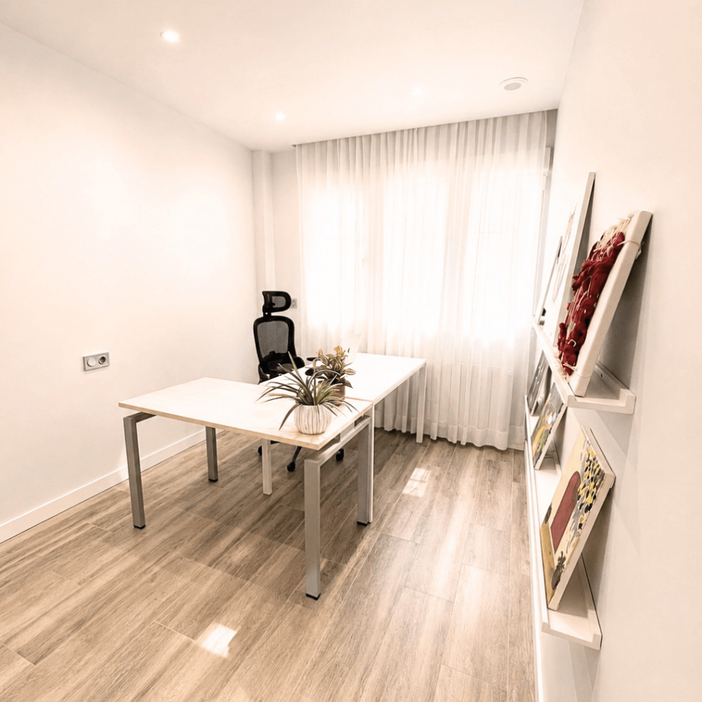 CHALET ADOSADO EN VENTA EN CORTS20