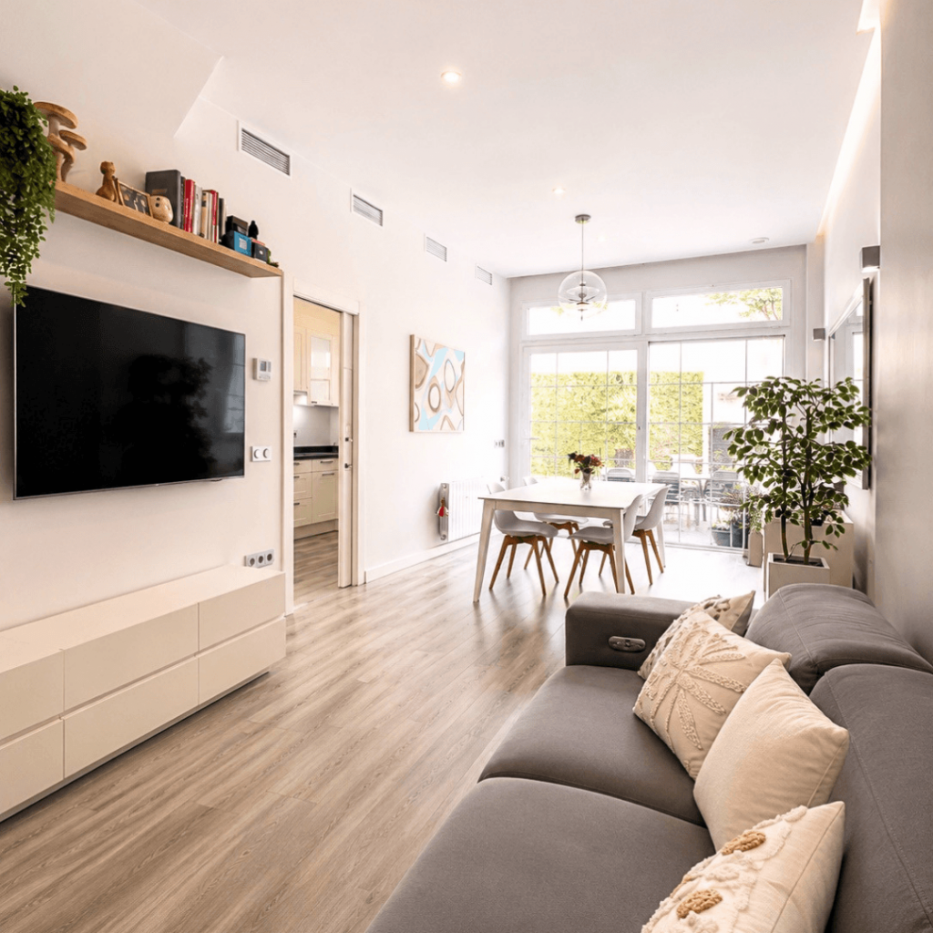 CHALET ADOSADO EN VENTA EN CORTS25