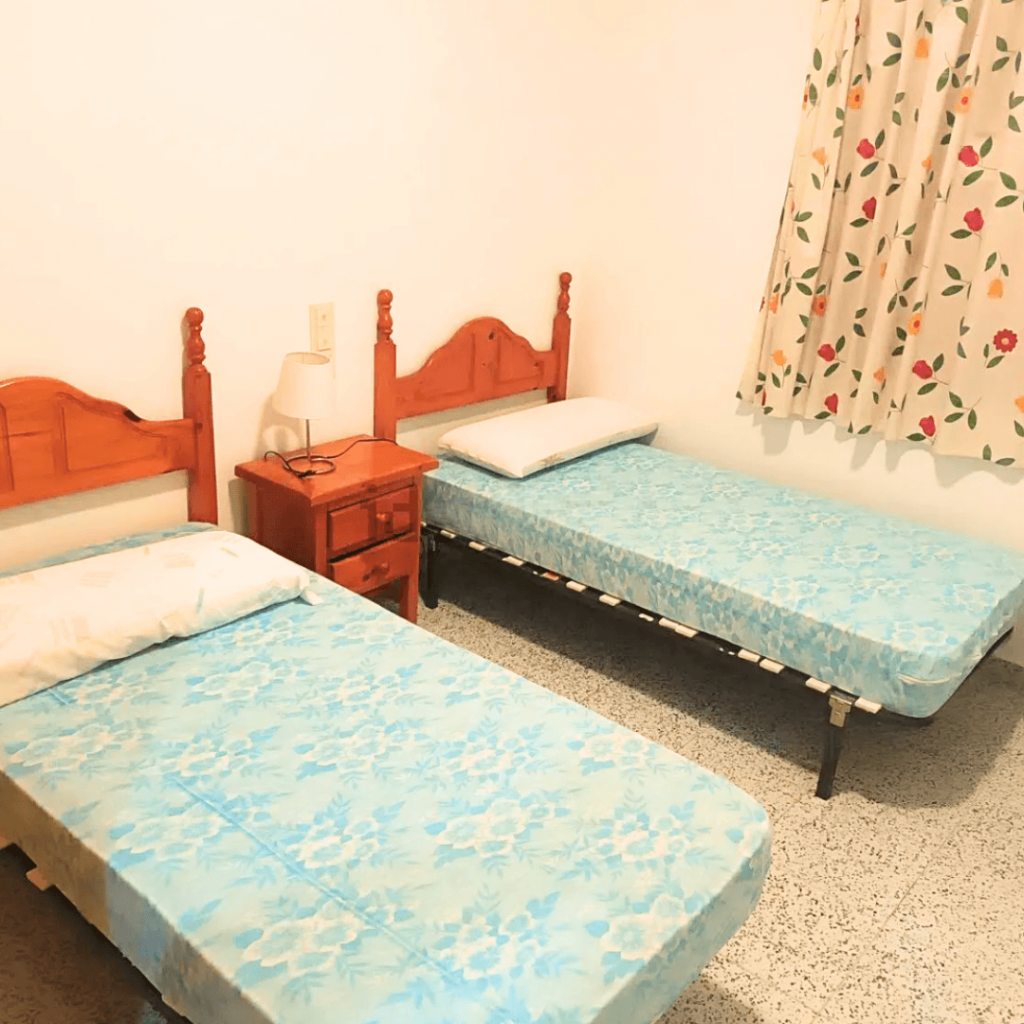 COMPRA CHALET EN CHIVA 13