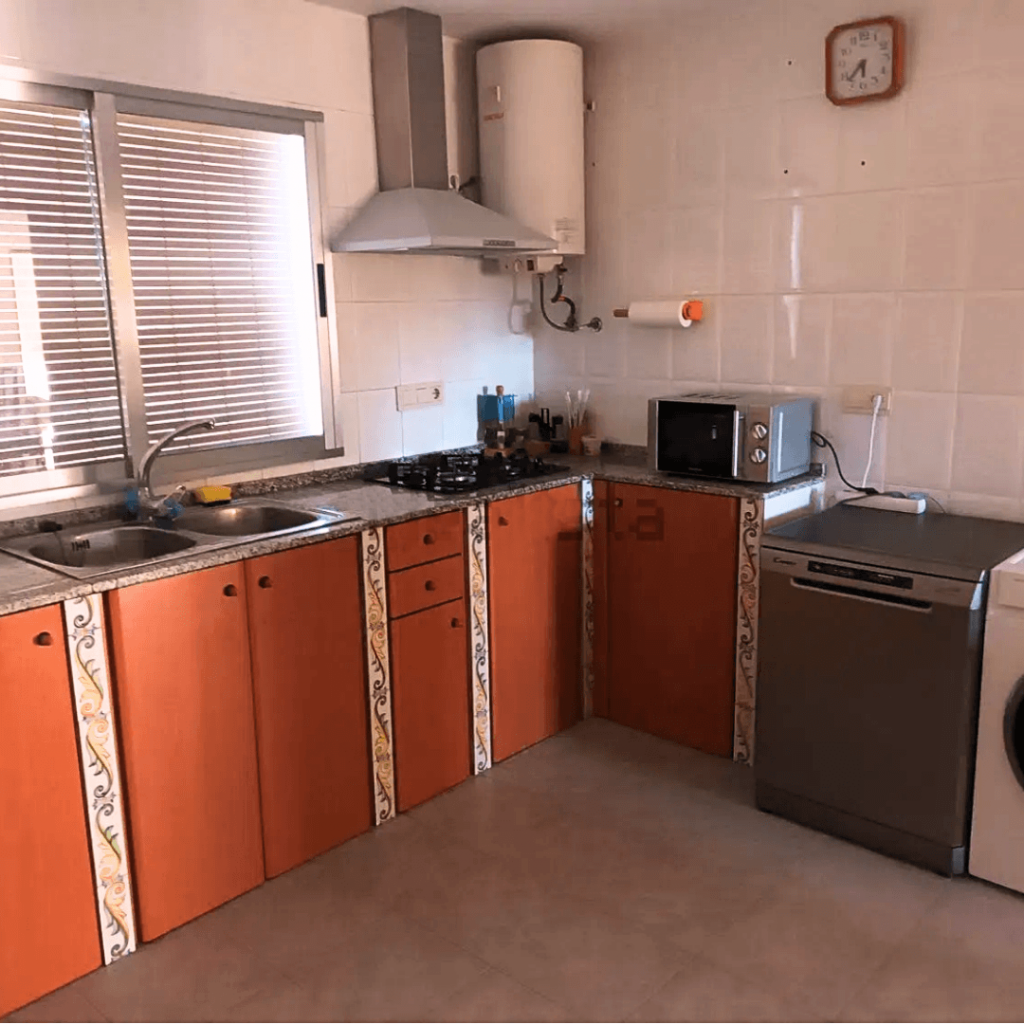 COMPRA CHALET EN CHIVA 17