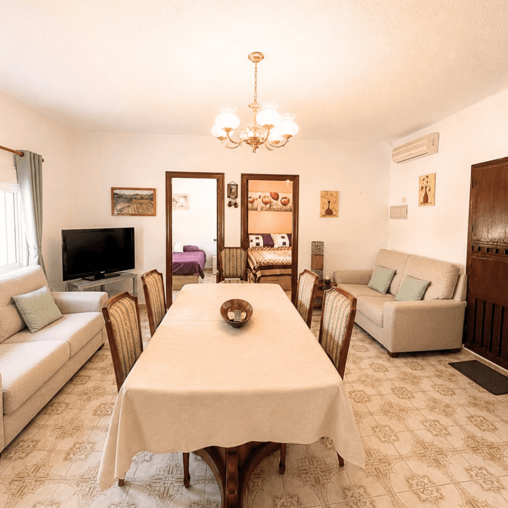 CASA RÚSTICA EN VENTA EN CHIVA 24