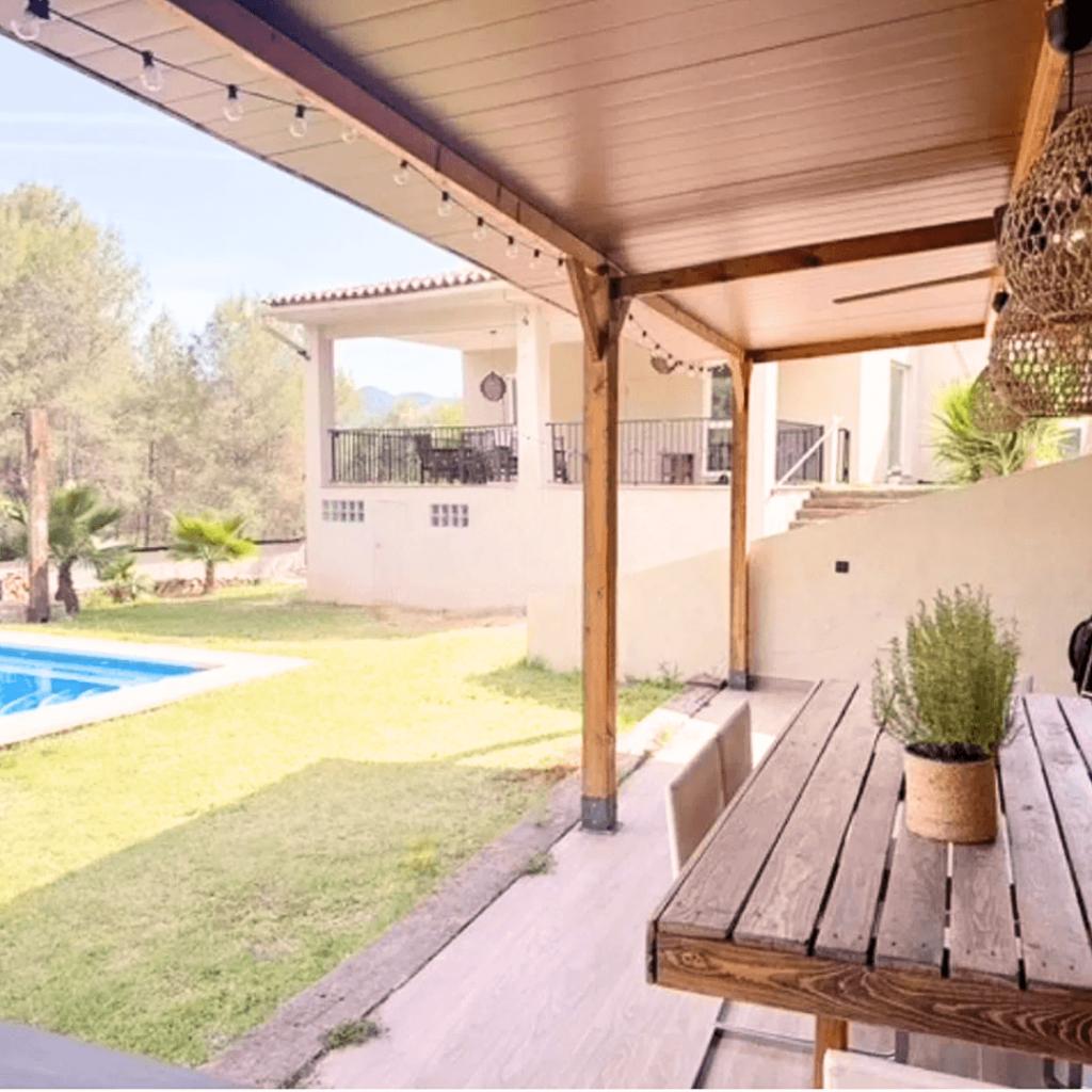 chalet-con-piscina-en-tales 28