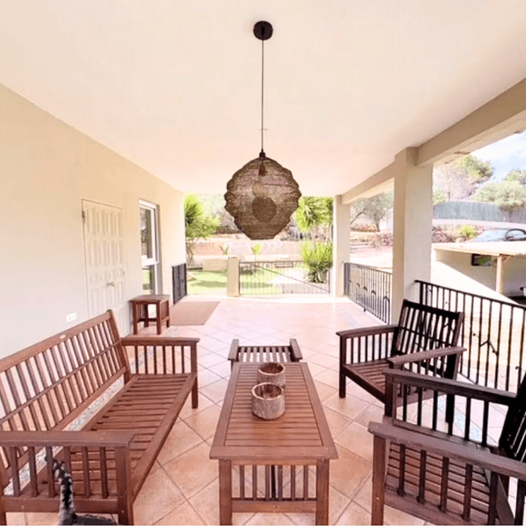 chalet-con-piscina-en-tales 30