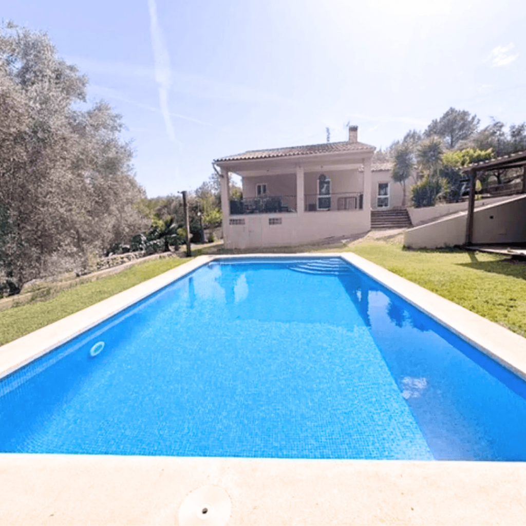 chalet-con-piscina-en-tales 35