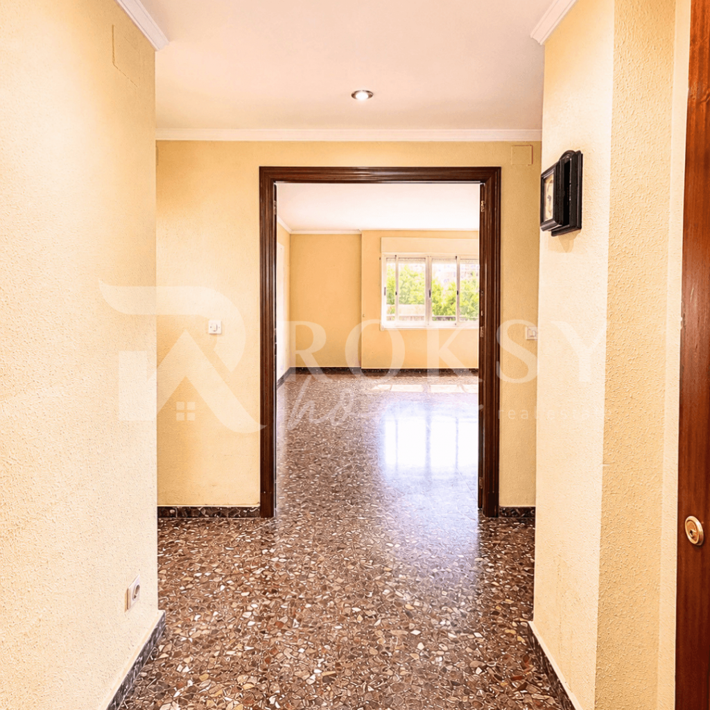 Piso en Calle de Burgos - Nou Moles 1