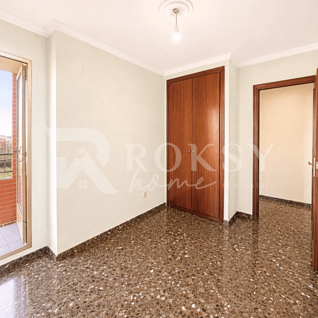 Piso en Calle de Burgos - Nou Moles 24