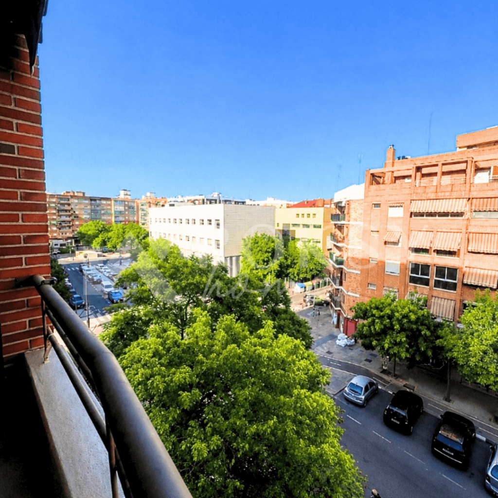Piso en Calle de Burgos - Nou Moles 9