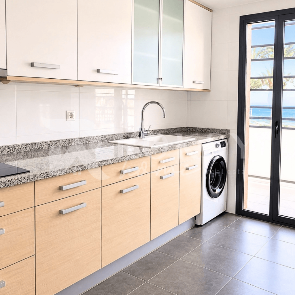 PISO EN VENTA EN CASAS VERDES, PATERNA 8