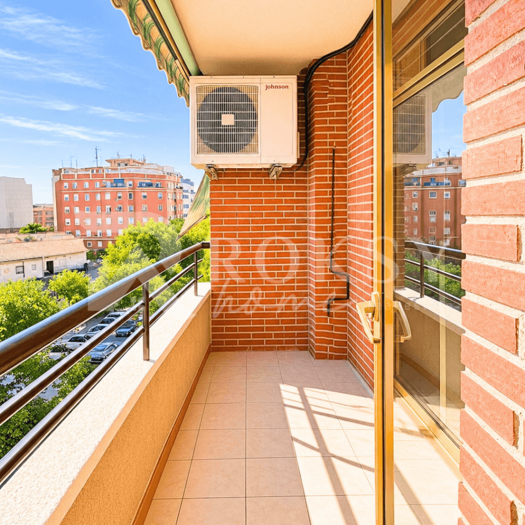 alquiler-piso-nou-moles-valencia-4-habitaciones-14