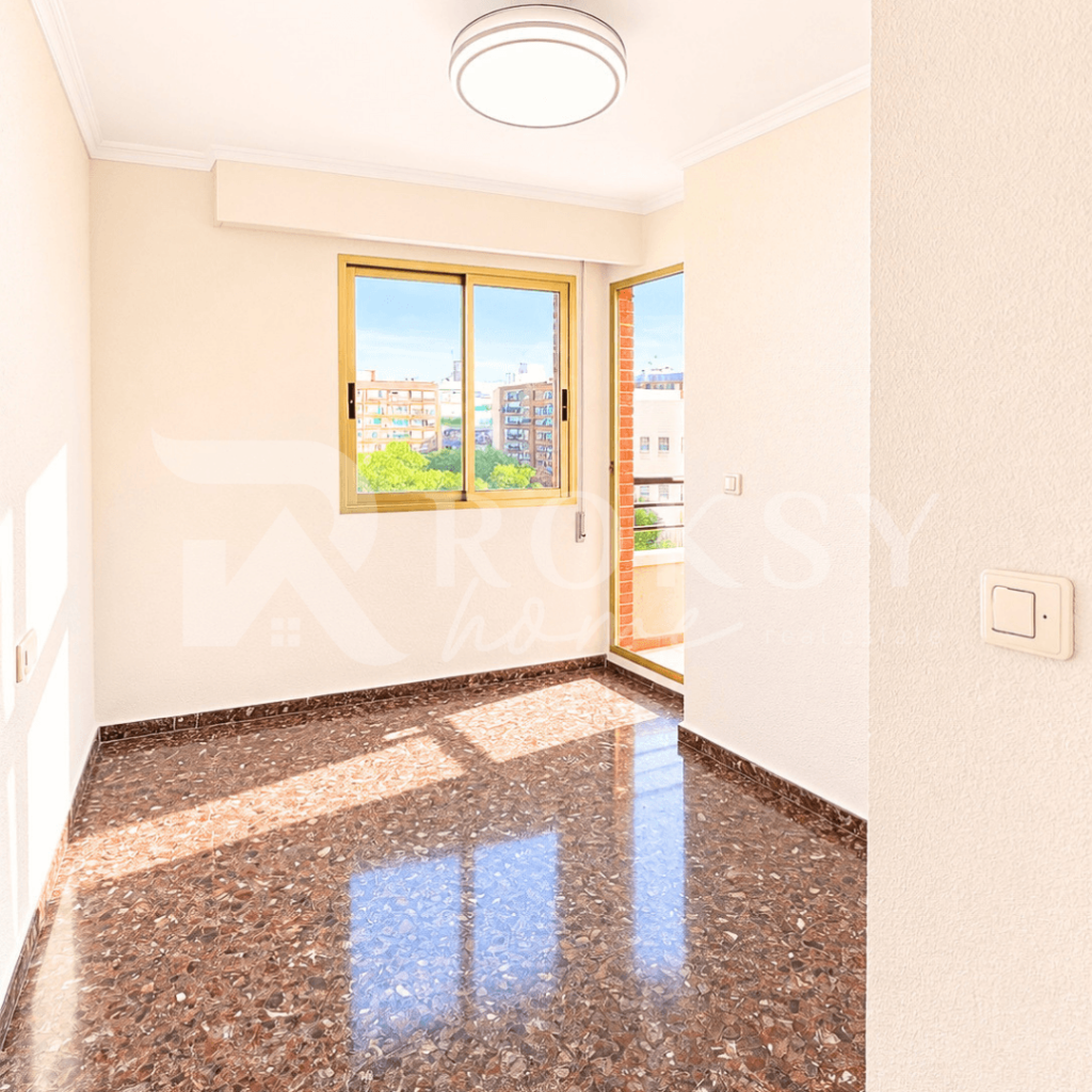 alquiler-piso-nou-moles-valencia-4-habitaciones-7